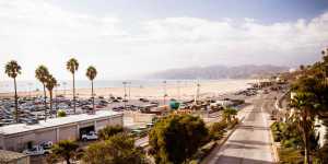 HowToShipMovingContainersOverseas Platinum Moving residential best movers moving movers foreman